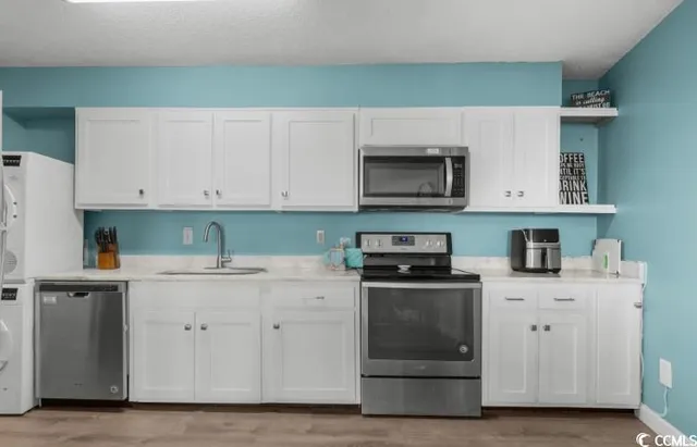 $274,900 | 400 20th Avenue North, Unit 906, Myrtle Beach, SC 29577