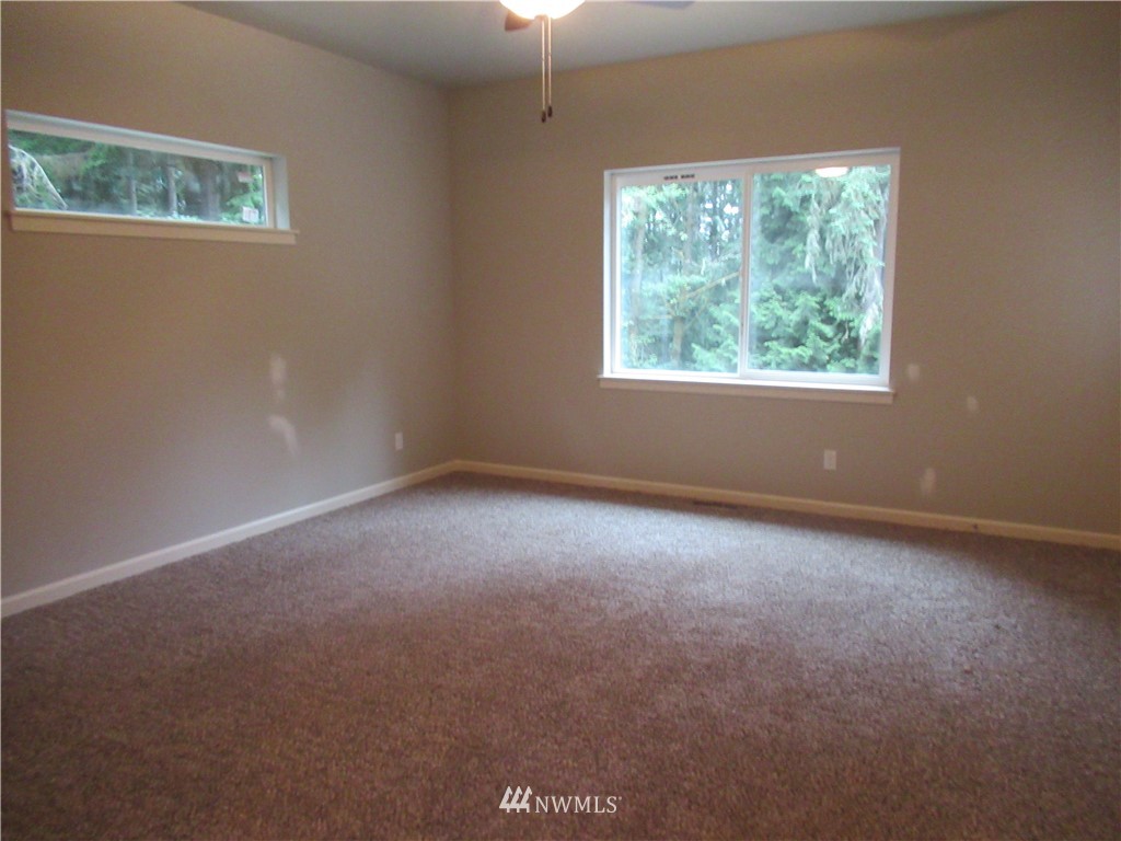 6385 Southeast Mullenix Road Port Orchard, WA 98367 - Photo 8 of 24