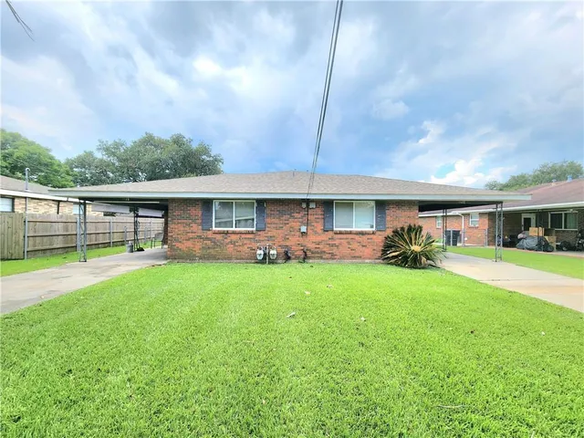 $299,900 | 110-a & B Tau Street, Belle Chasse, LA 70037