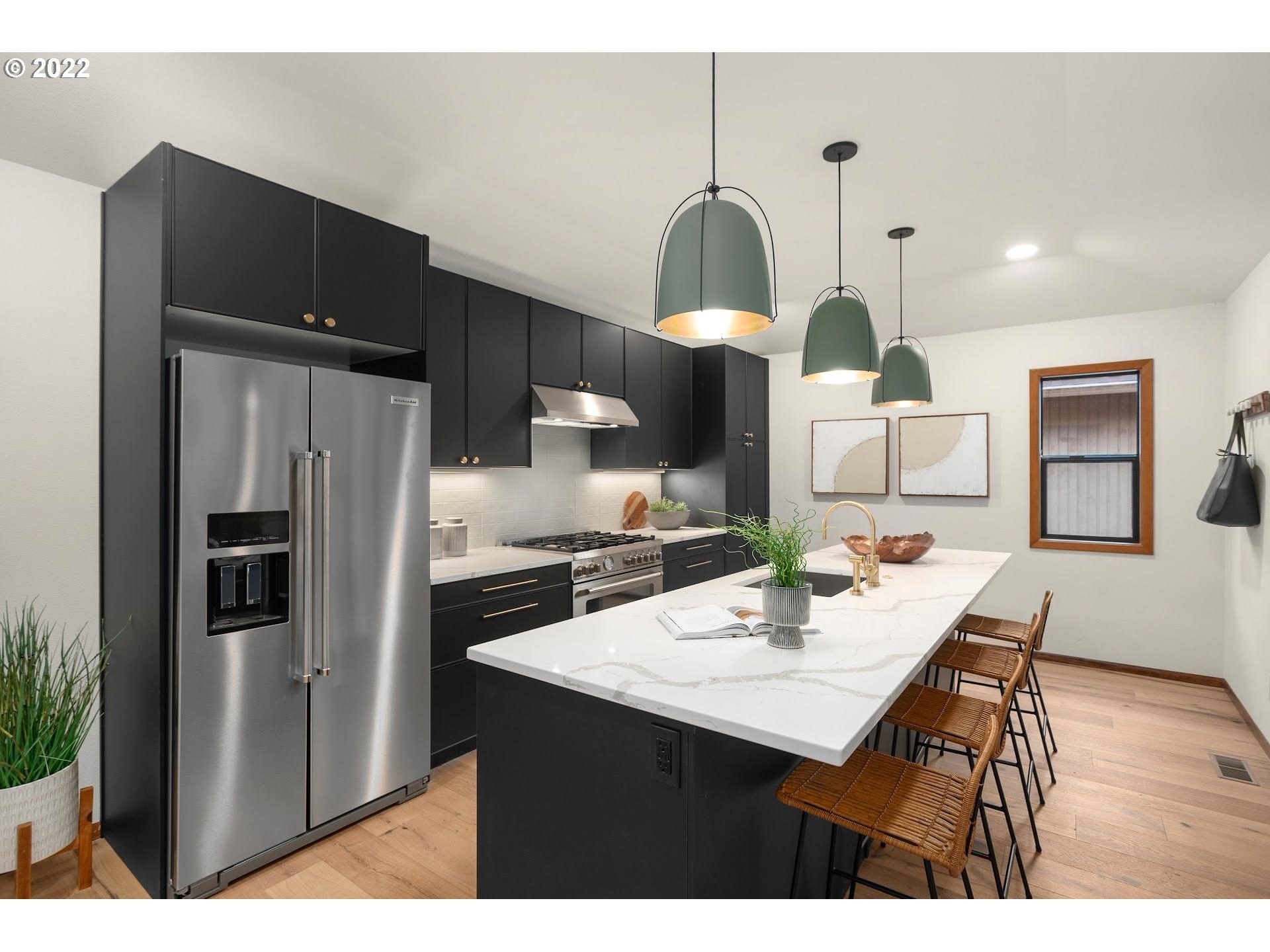 3080 Southwest Raleighview Drive Portland, OR 97225 - Photo 11 of 32 Kitchen