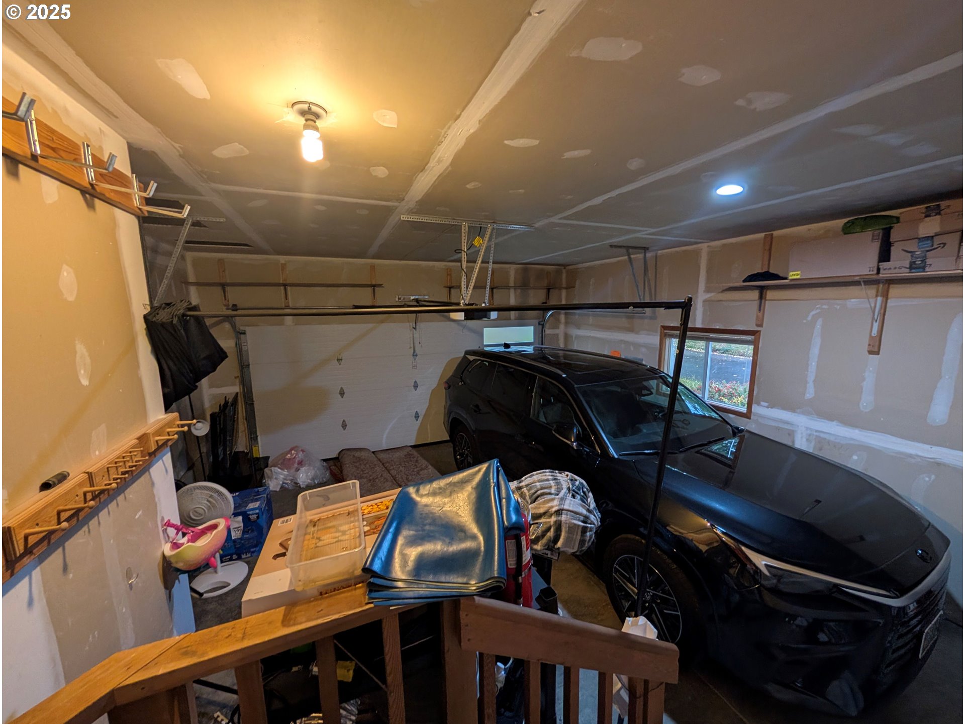 7321 Southwest 52nd Avenue Portland, OR 97219 - Photo 18 of 39