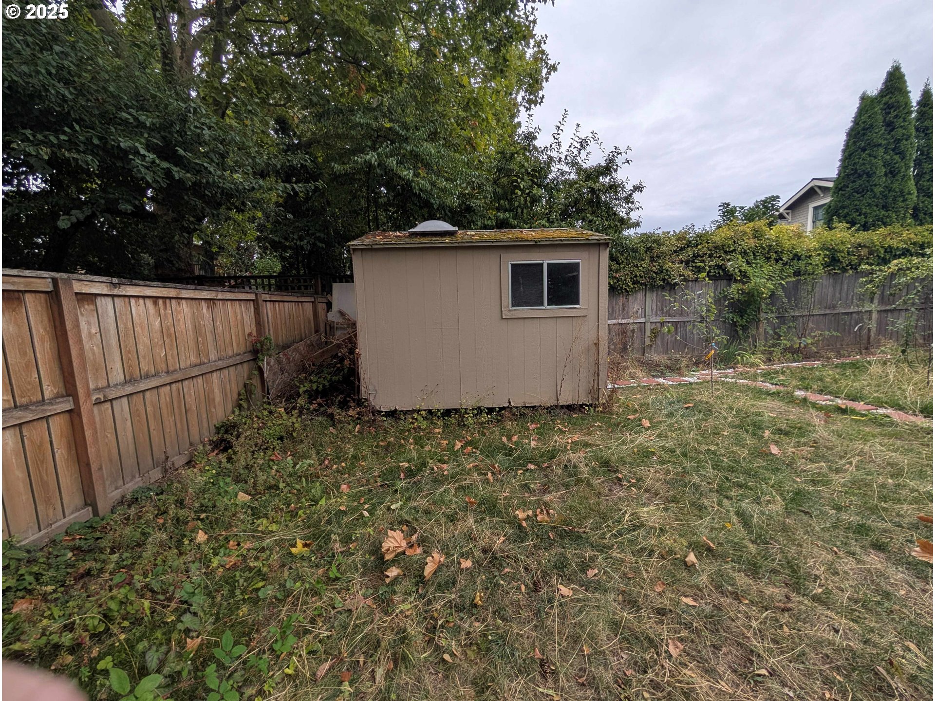 7321 Southwest 52nd Avenue Portland, OR 97219 - Photo 20 of 39