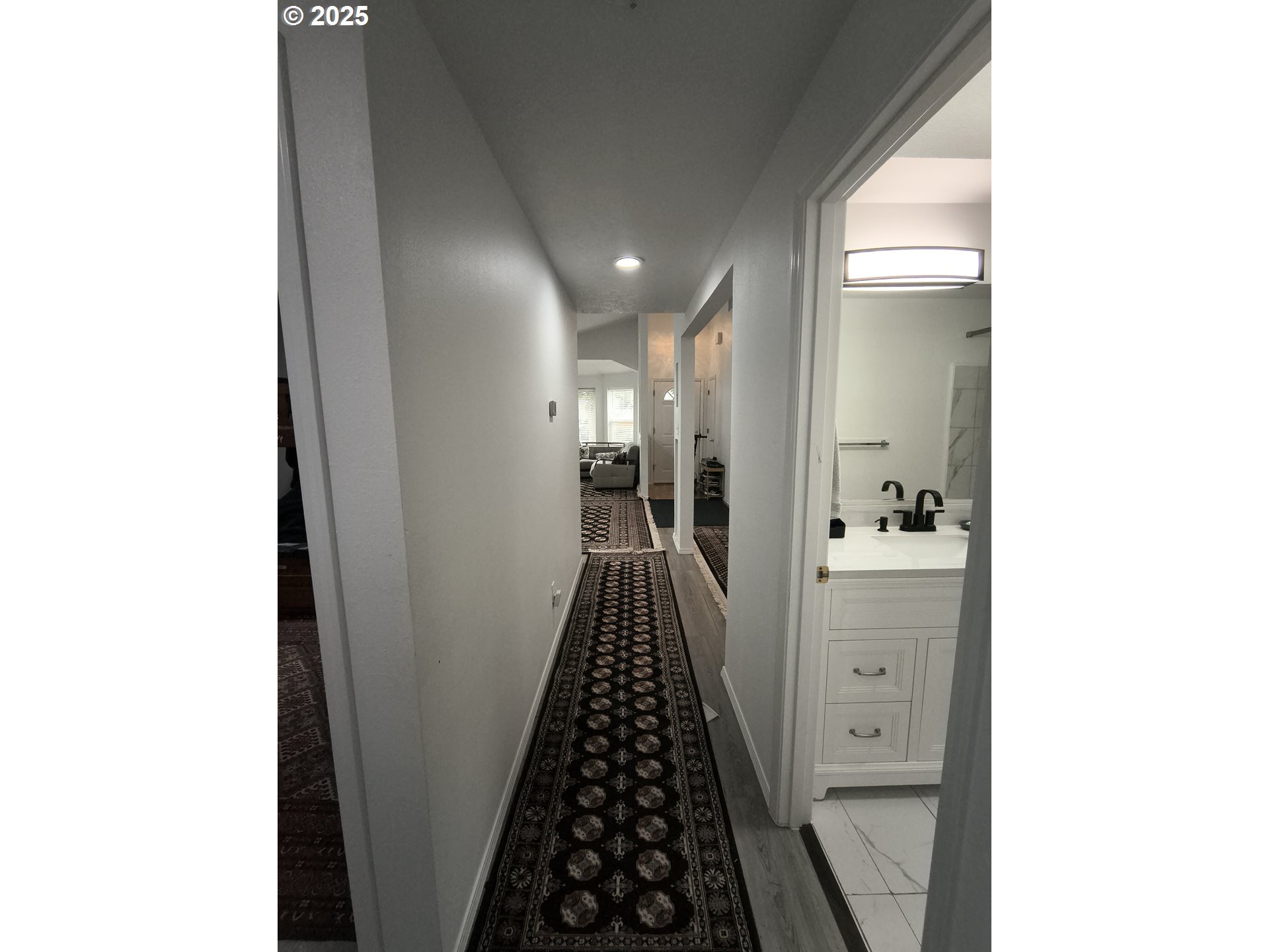 7321 Southwest 52nd Avenue Portland, OR 97219 - Photo 38 of 39