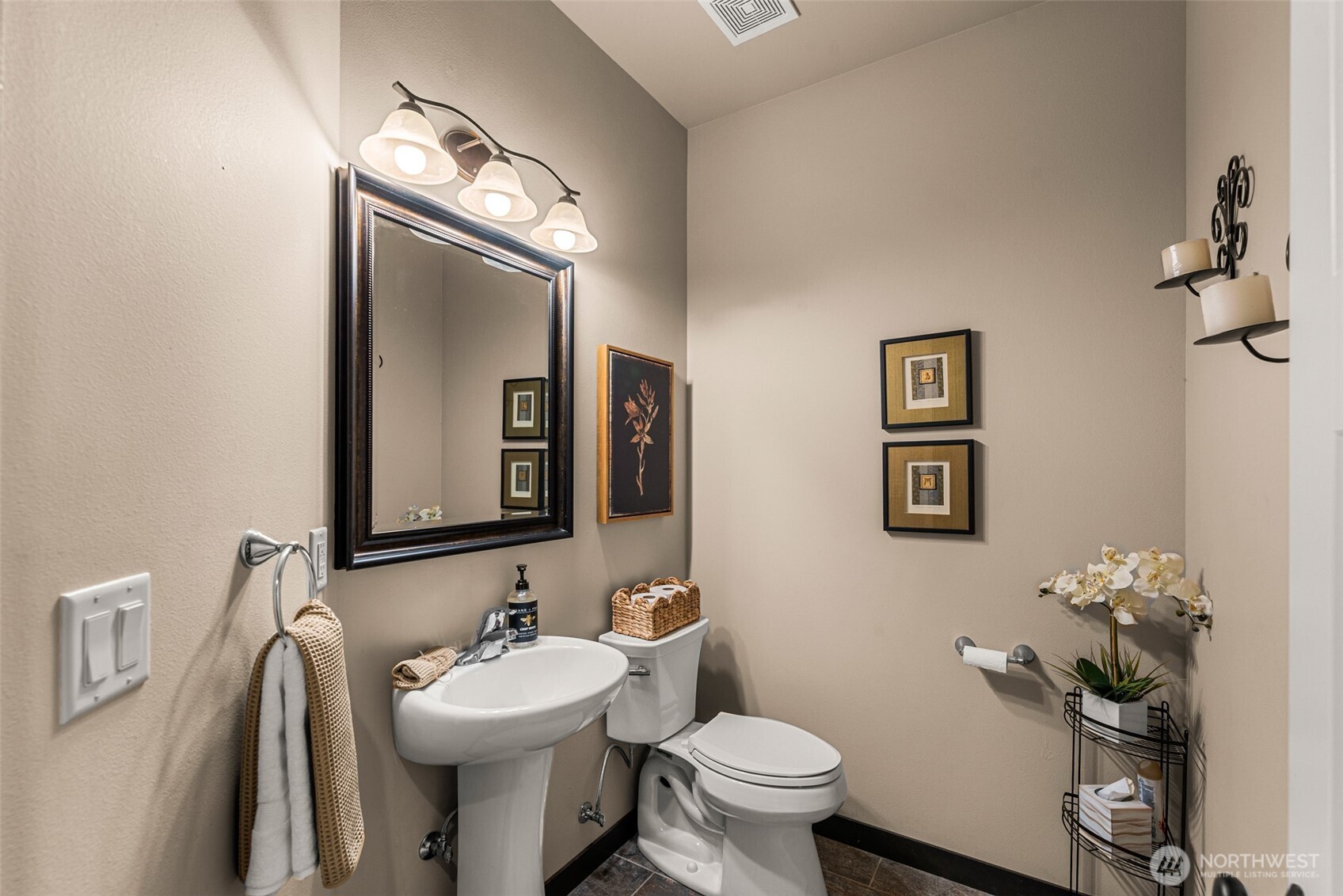 2777 Northwest Arlenes East Wenatchee, WA 98802 - Photo 29 of 40