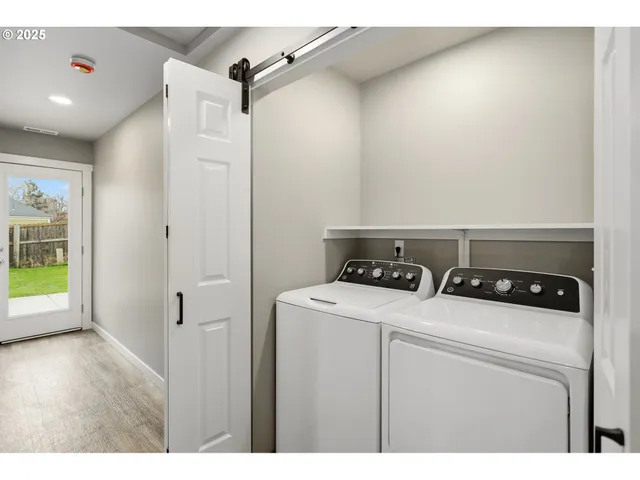 $299,000 | 203 4th, Moro, OR 97039