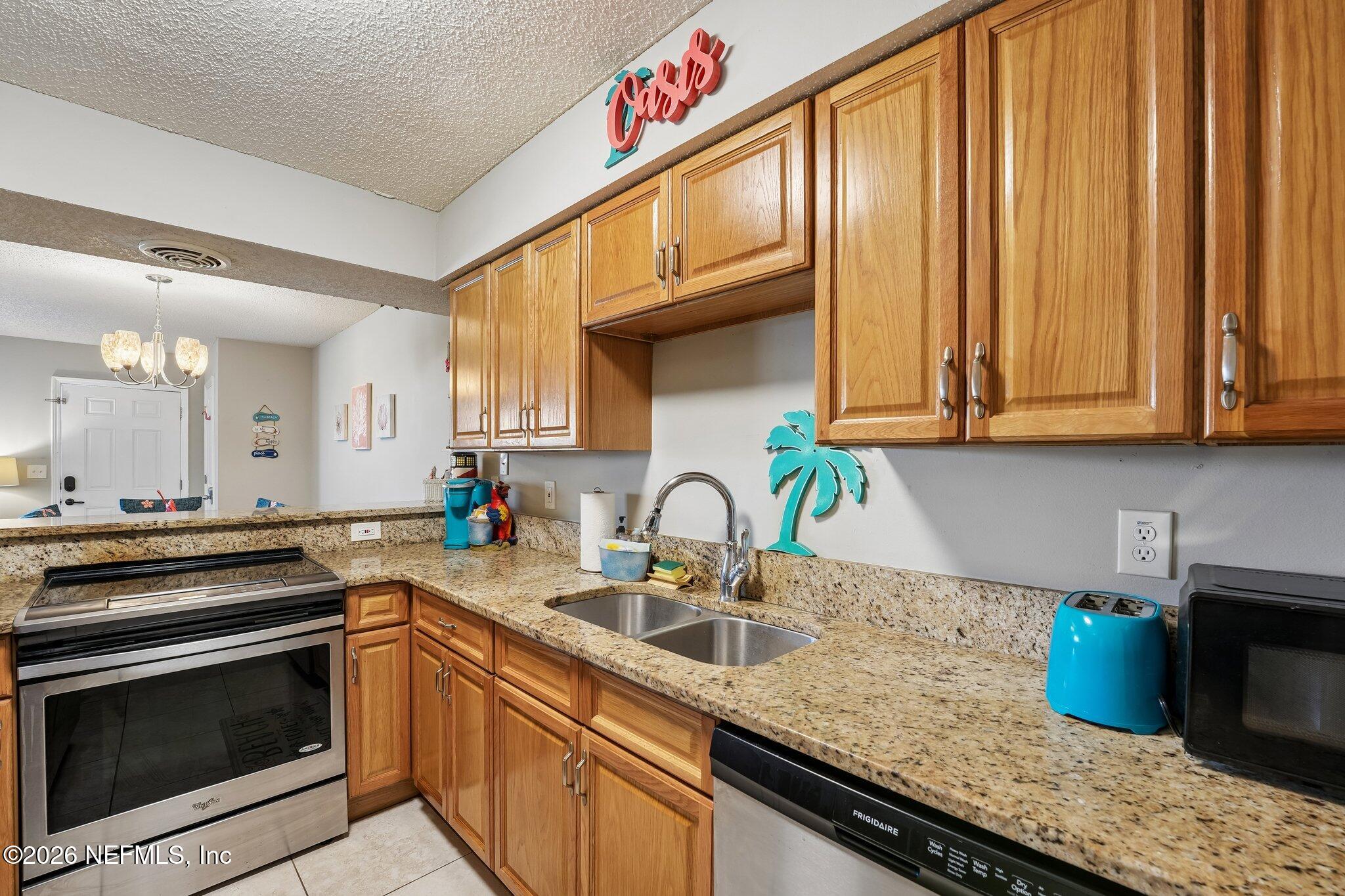 125 Rio Del Mar Street, Unit C St. Augustine, FL 32080 - Photo 5 of 18 14-web-or-mls-Rio Del Mar St C-S0807-014