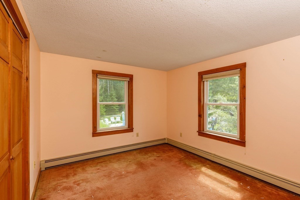 343 Lake Road Ashburnham, MA 01430 - Photo 15 of 29