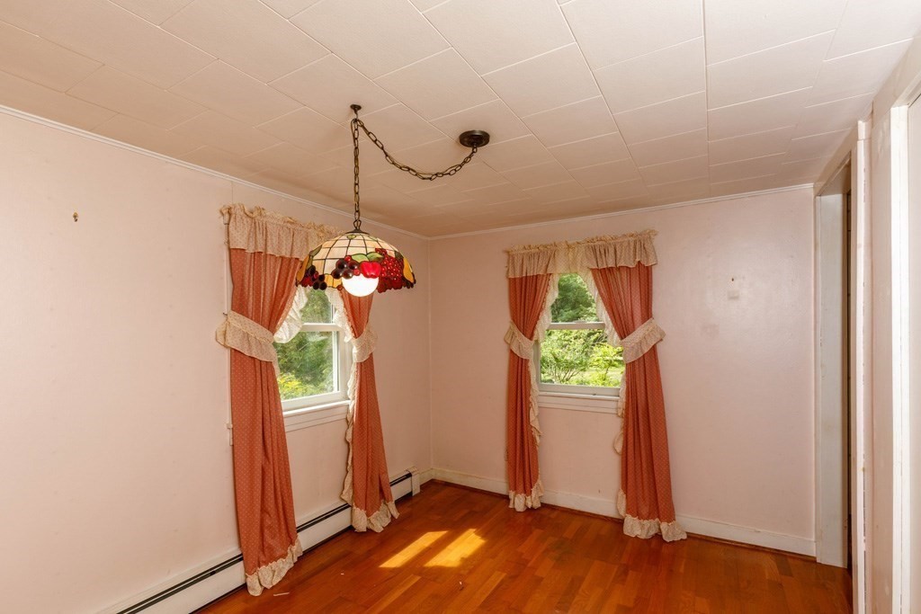 343 Lake Road Ashburnham, MA 01430 - Photo 6 of 29