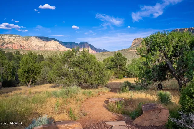 $7,900,000 | 140 Hidden Meadow Drive, Sedona, AZ 86336