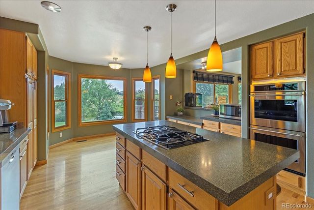 $1,322,500 | 2599 South Xenophon Street, Lakewood, CO 80228