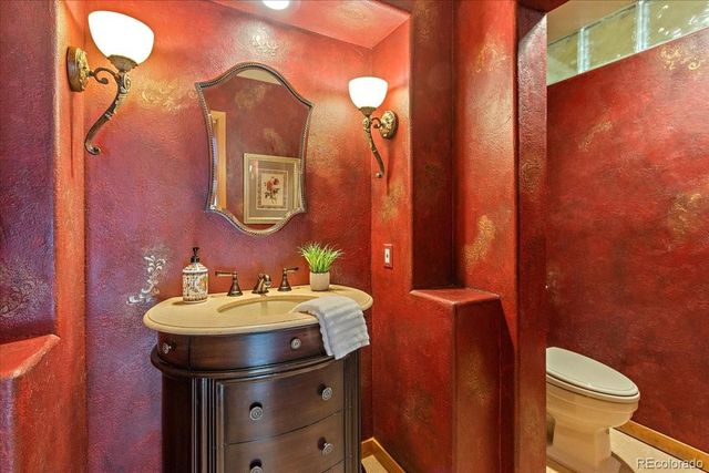 $1,322,500 | 2599 South Xenophon Street, Lakewood, CO 80228