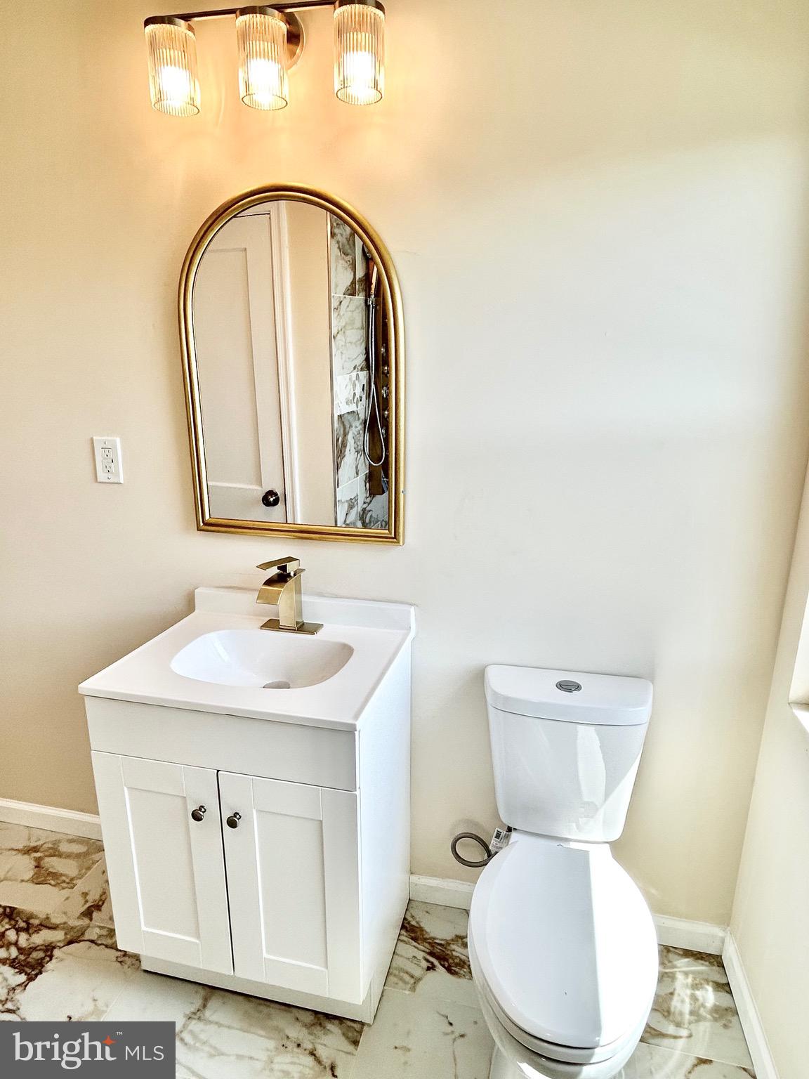 1348 Silverthorne Road Baltimore, MD 21239 - Photo 15 of 25