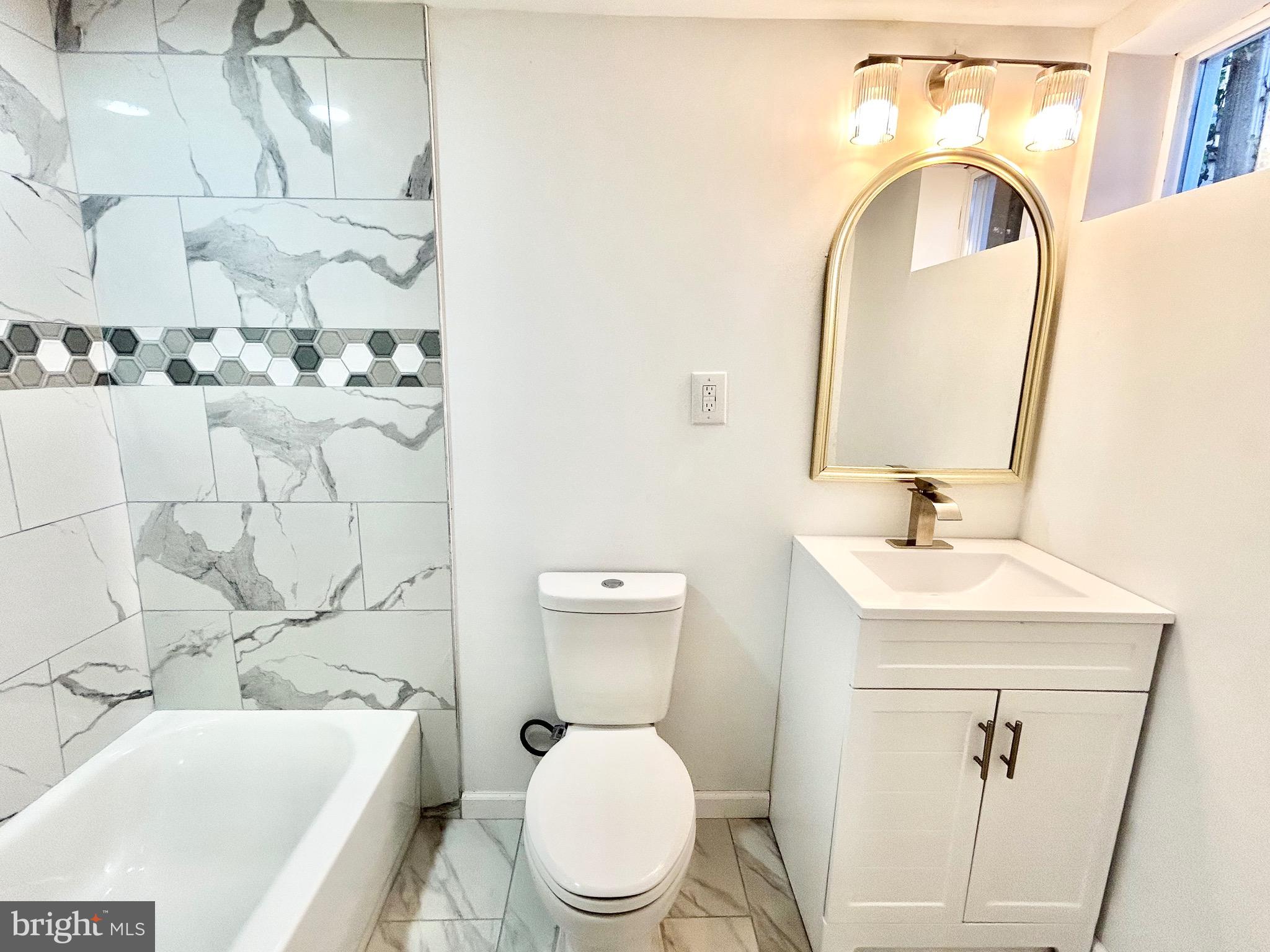 1348 Silverthorne Road Baltimore, MD 21239 - Photo 19 of 25