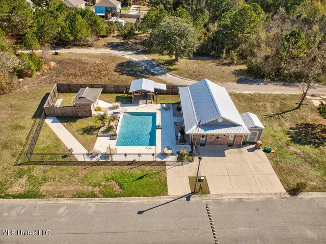 $3,000 | 7 Oak Alley Lane, Long Beach, MS 39560