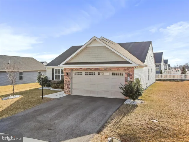 $354,900 | 16 Opulent Court, Hedgesville, WV 25427