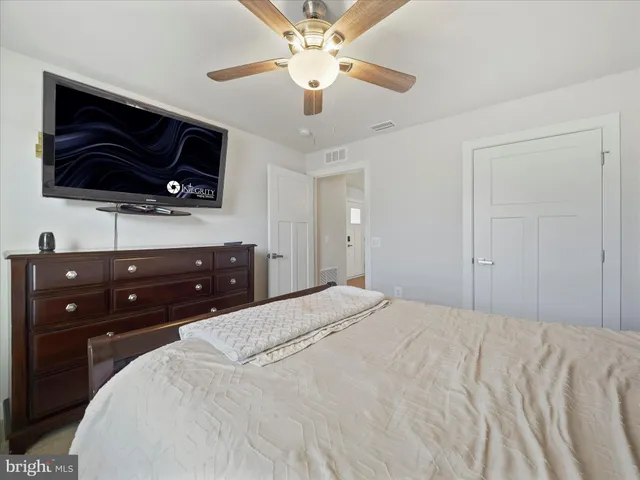 $354,900 | 16 Opulent Court, Hedgesville, WV 25427