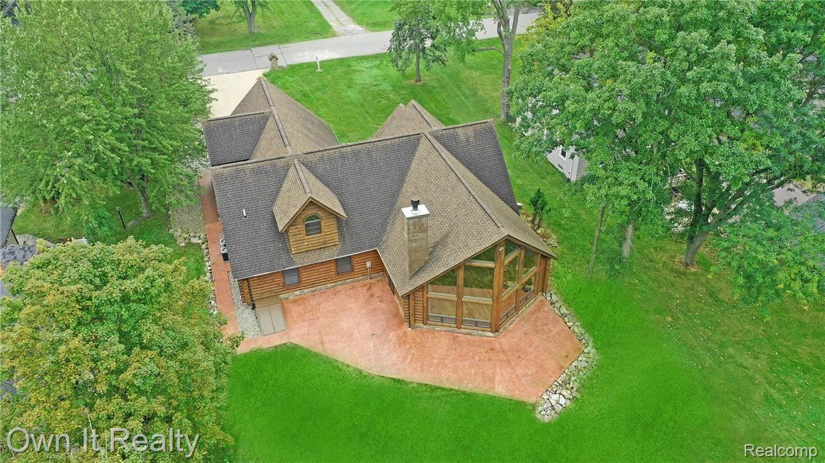8542 Rucker Road Grosse Ile, MI 48138 - Photo 42 of 47 DJI_0157.jpg