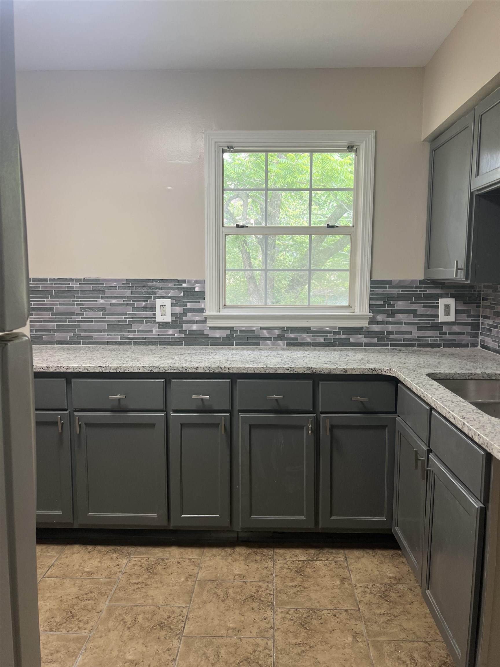 1560 Hester Road Memphis, TN 38116 - Photo 12 of 23 Check out the Back Splash!!