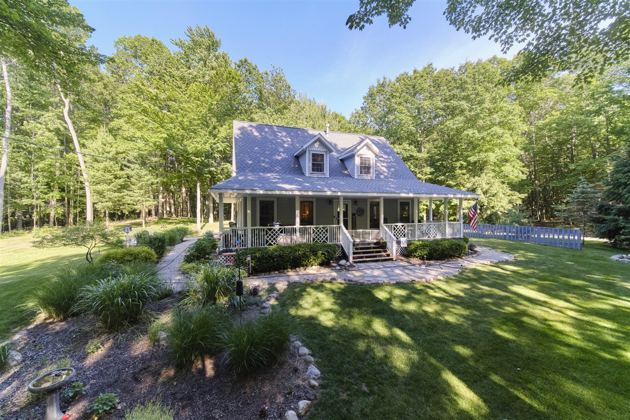 10826 Old Freesoil Road Manistee, MI 49660 - Photo 36 of 58