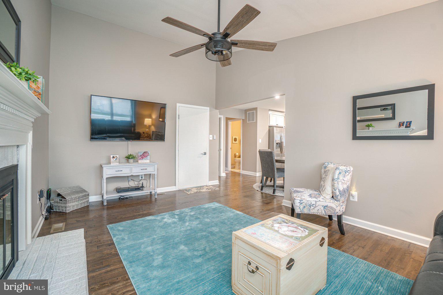 9316 Ramblebrook Road Baltimore, MD 21236 - Photo 16 of 41 Vaulted Ceiling