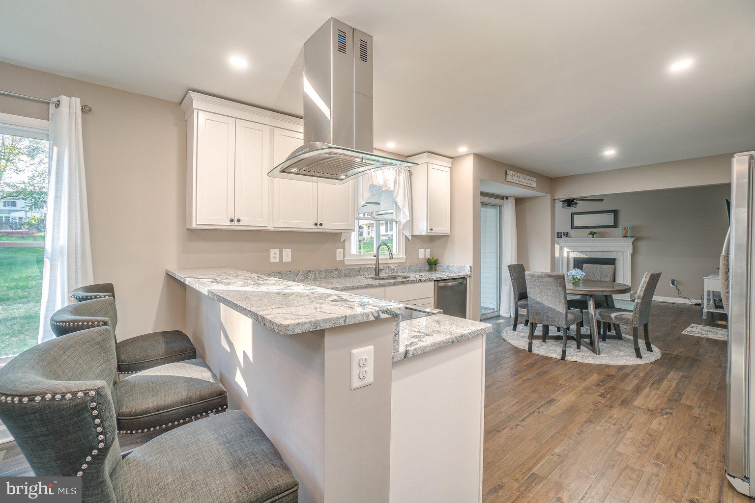 9316 Ramblebrook Road Baltimore, MD 21236 - Photo 9 of 41 Updated Eat-In Gourmet Kitchen