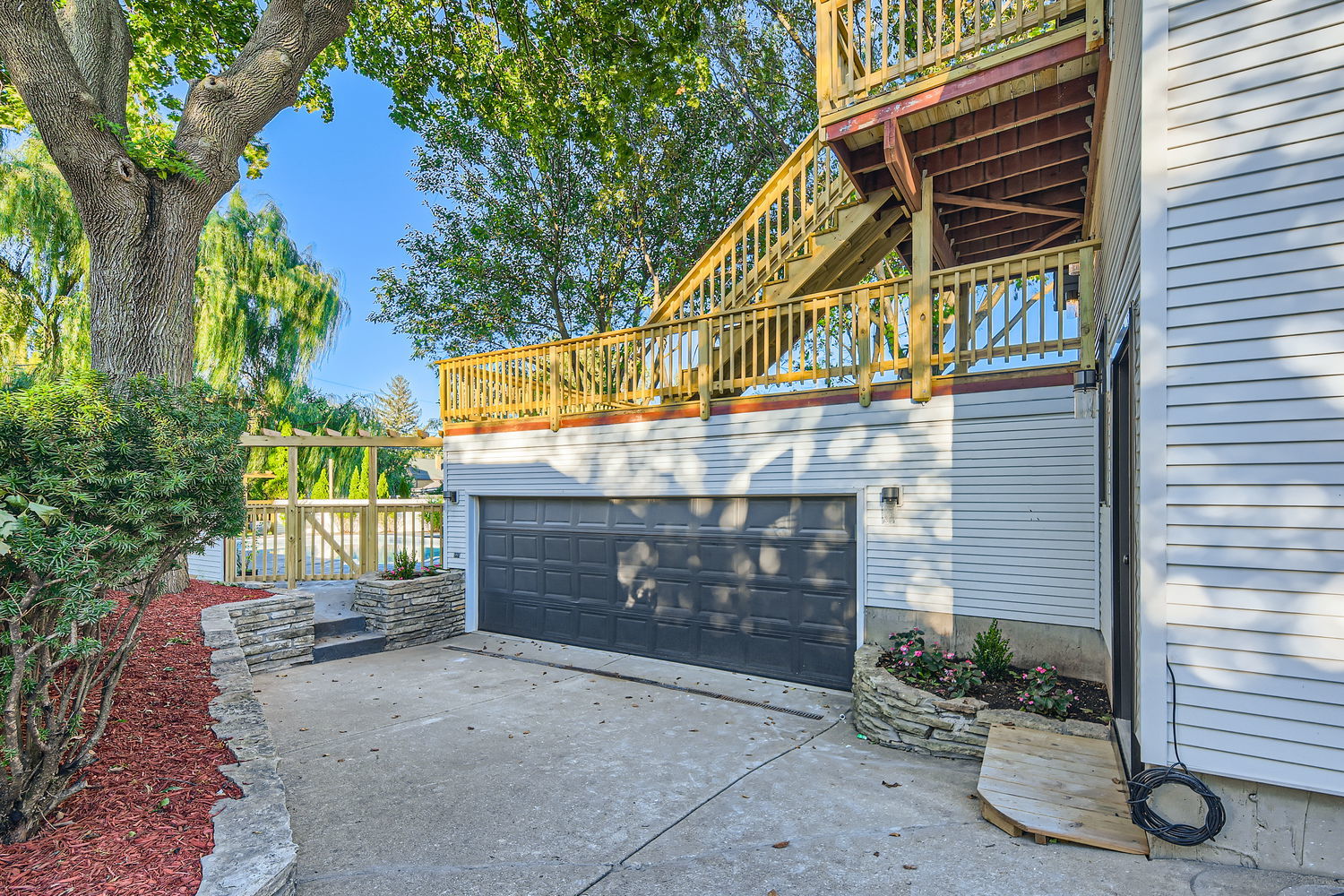 386 Blackhawk Road Riverside, IL 60546 - Photo 40 of 44
