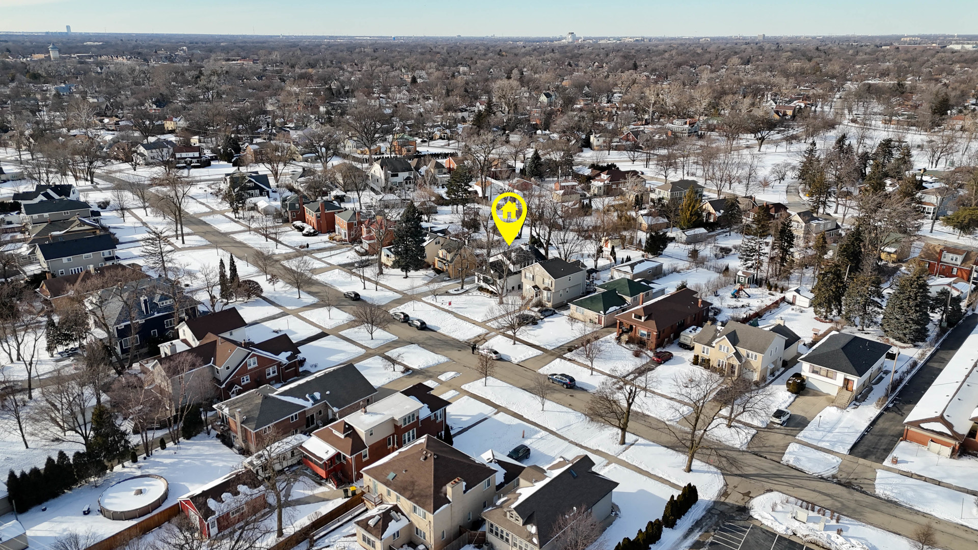 386 Blackhawk Road Riverside, IL 60546 - Photo 44 of 44 an aerial view of multiple house