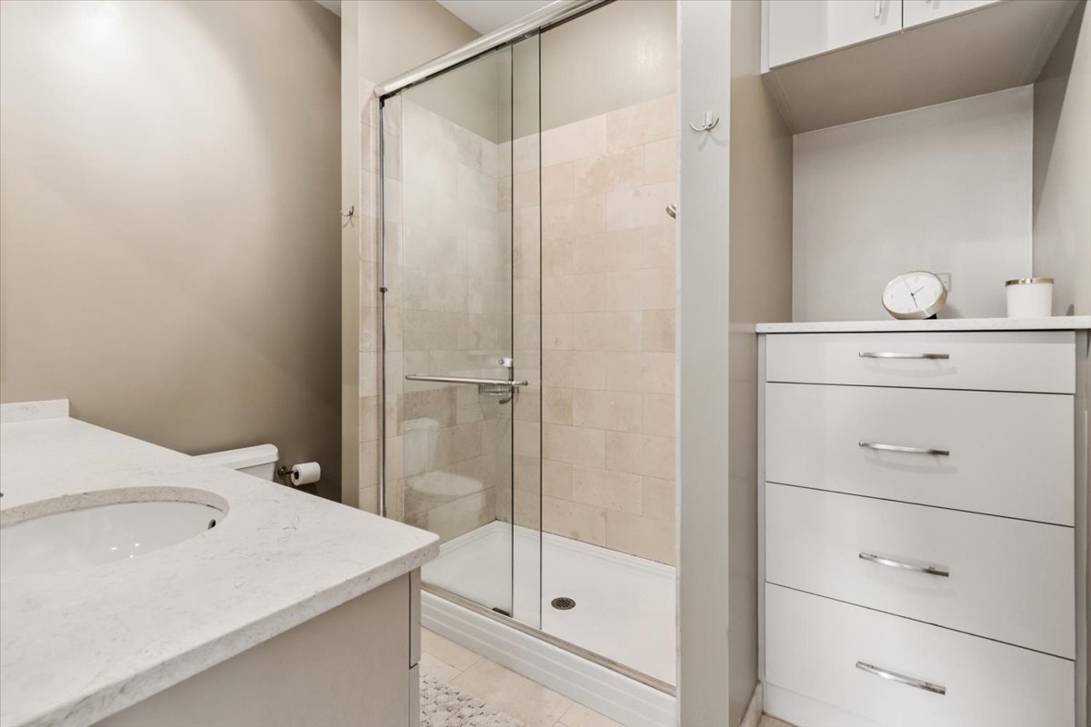 4150 North Sheridan Road, Unit 3S Chicago, IL 60613 - Photo 15 of 20