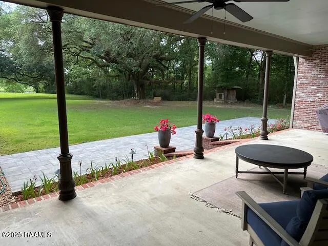 $1,150,000 | 10427 Highway 167, Abbeville, LA 70510