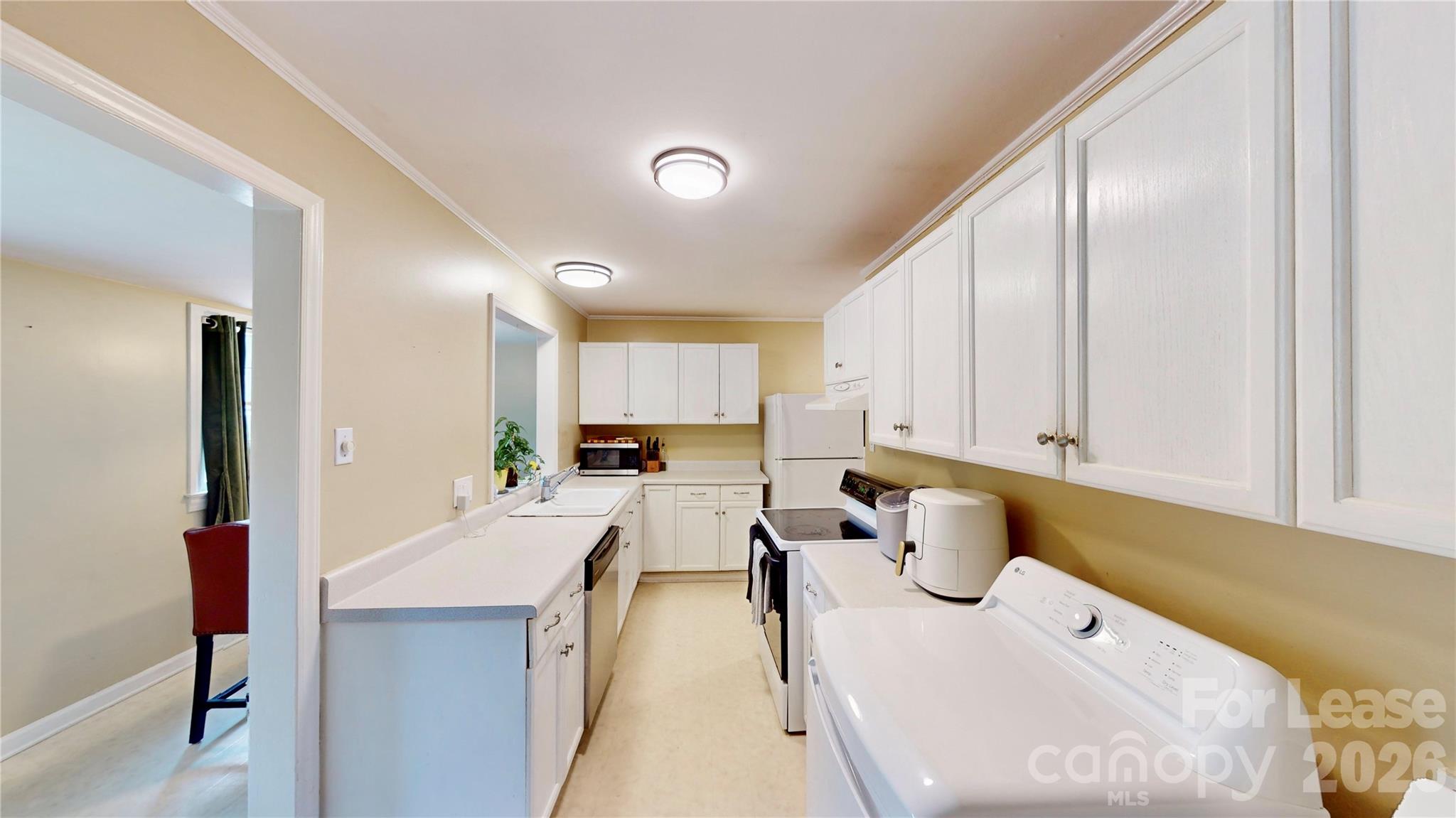 1136 East Woodlawn Road Charlotte, NC 28209 - Photo 14 of 25