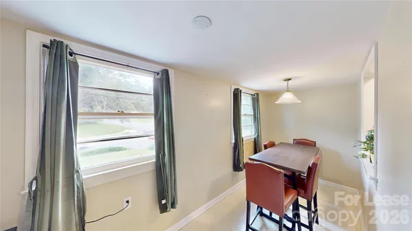 $2,250 | 1136 East Woodlawn Road, Charlotte, NC 28209