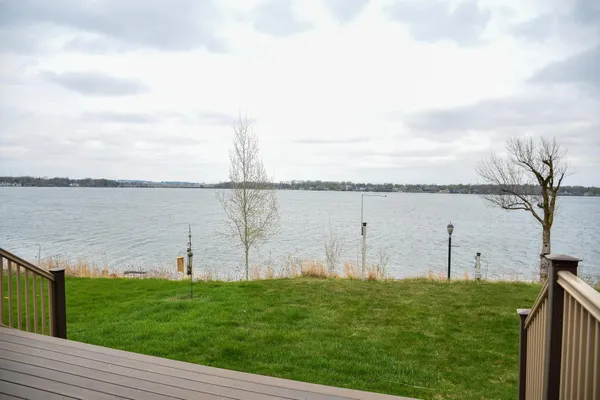 $450,000 | 1532 South Shore Drive, Worthington, MN 56187