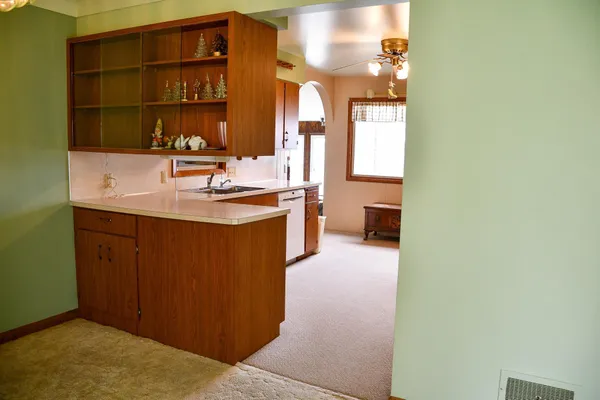 $450,000 | 1532 South Shore Drive, Worthington, MN 56187