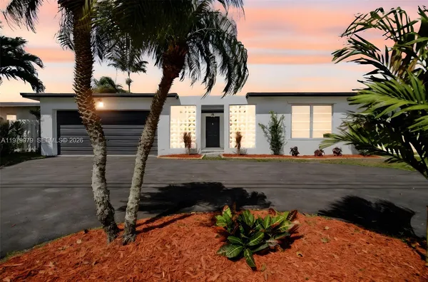 $559,900 | 9241 Sunset Strip, Sunrise, FL 33322