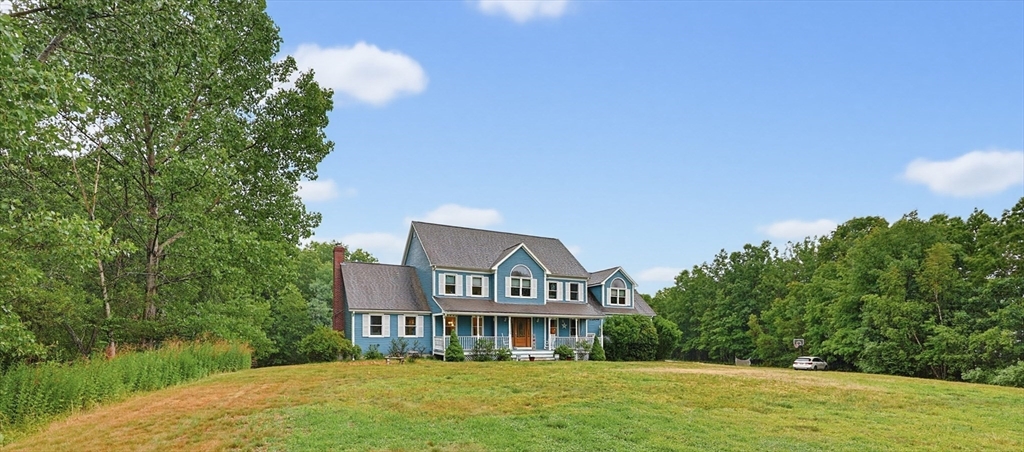 24 Rhodes Street Plainville, MA 02762 - Photo 2 of 42