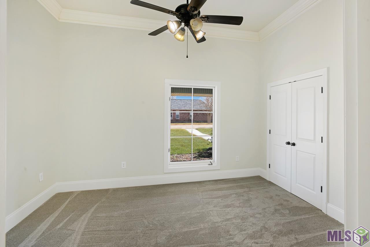 9224 Rose Place Baton Rouge, LA 70809 - Photo 15 of 30 Second Bedroom