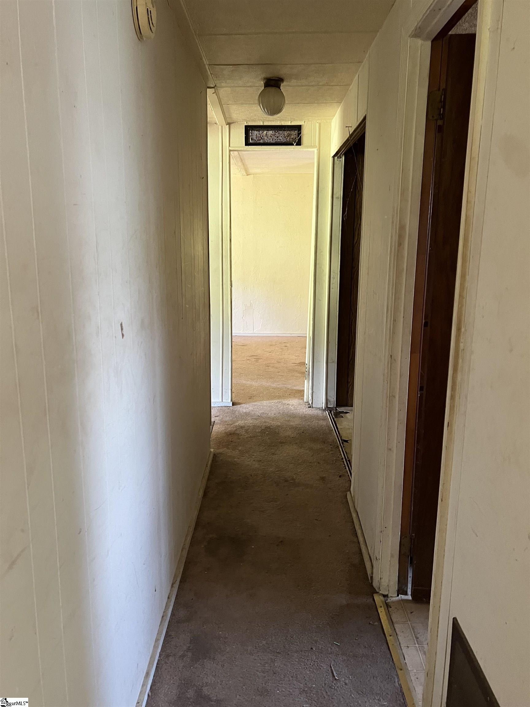1280 Hampton Road Inman, SC 29349 - Photo 5 of 18 Hallway