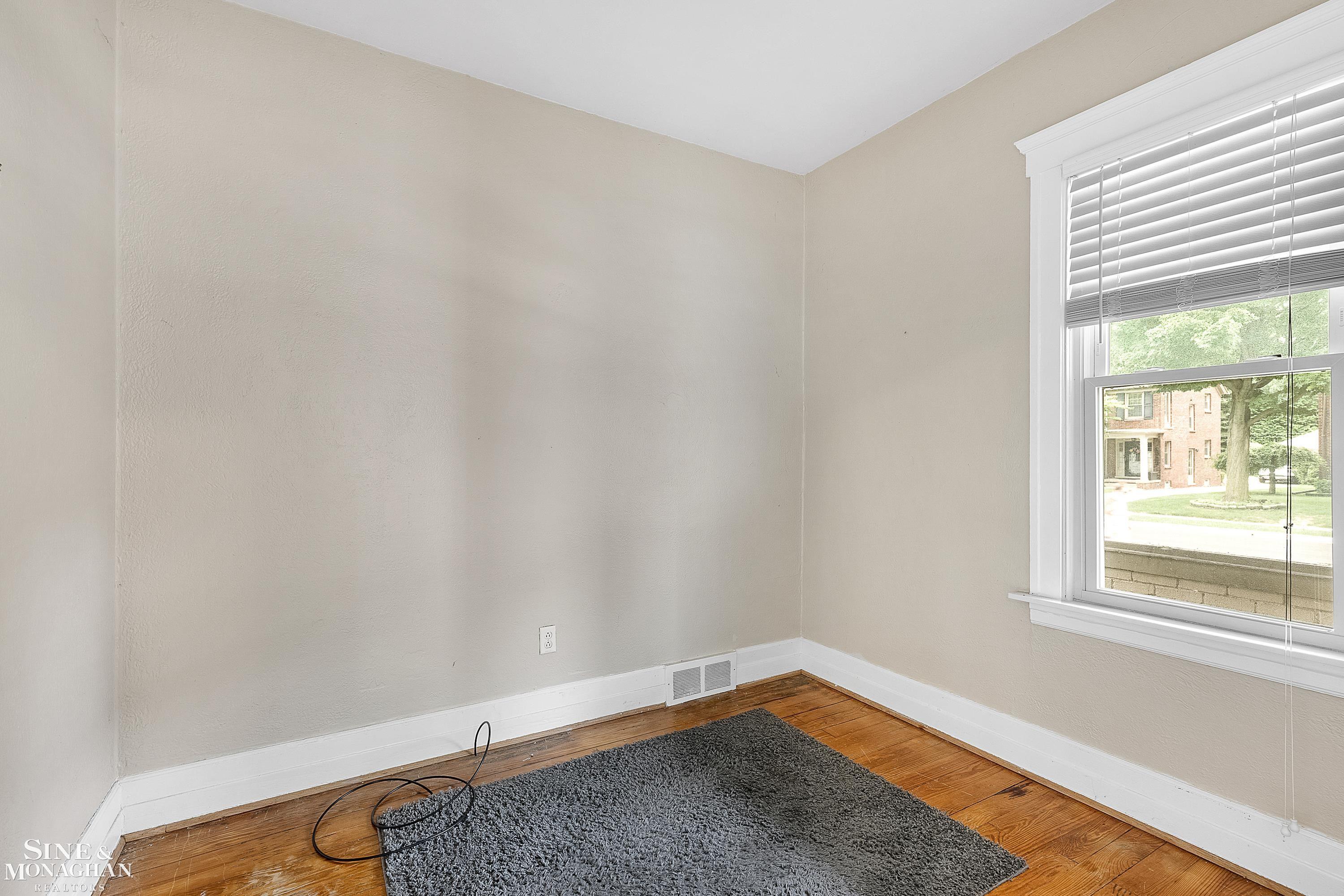 541 Neff Road Grosse Pointe, MI 48230 - Photo 11 of 19