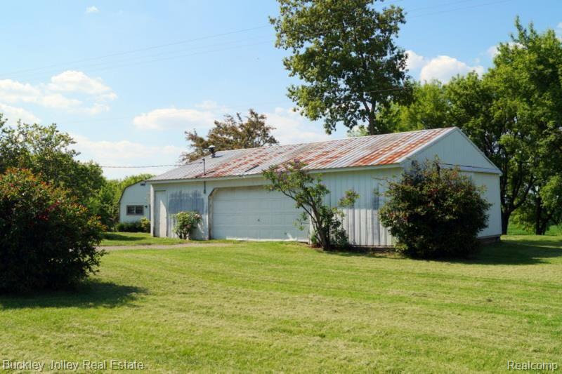6047 Faussett Road Howell, MI 48855 - Photo 10 of 15 2 Car Detached Garage