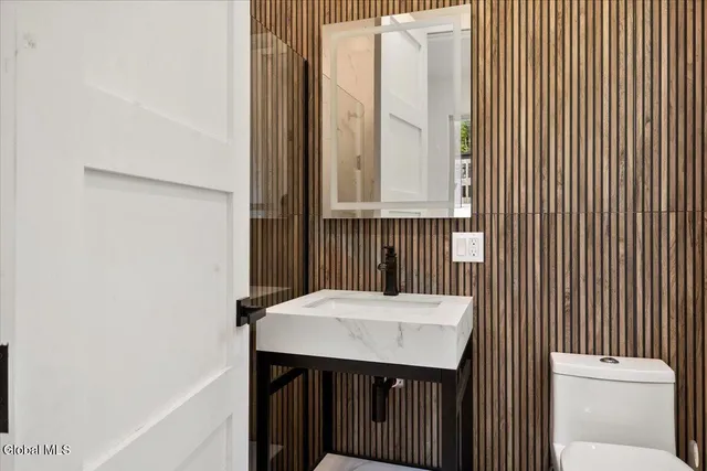 $2,200,000 | 18 South Eagle Ridge, Diamond Point, NY 12824