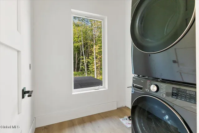 $2,200,000 | 18 South Eagle Ridge, Diamond Point, NY 12824