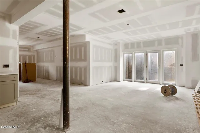 $2,200,000 | 18 South Eagle Ridge, Diamond Point, NY 12824