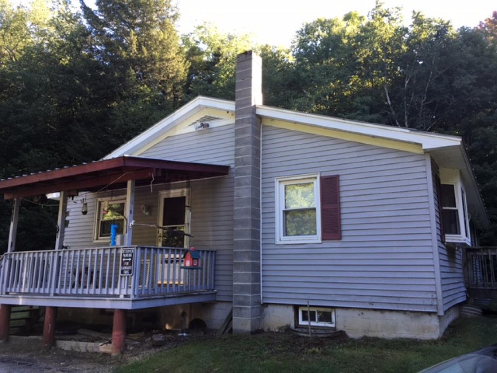 351 Reservoir Road Shaftsbury, VT 05262 - Photo 2 of 16