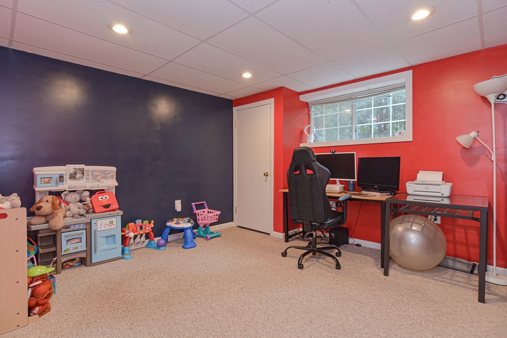 49 East Bluff Road, Unit 49 Ashland, MA 01721 - Photo 17 of 22 Gallery Image 17