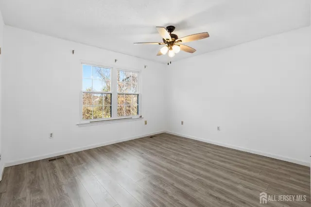 $449,000 | 84 Goodwin Drive, North Brunswick, NJ 08902