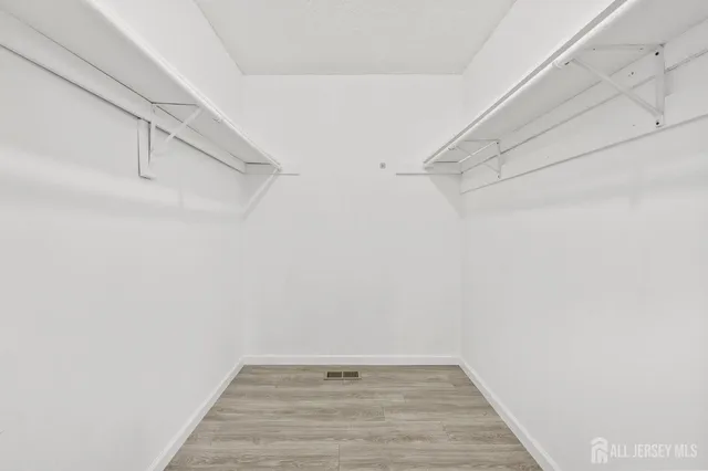 $449,000 | 84 Goodwin Drive, North Brunswick, NJ 08902