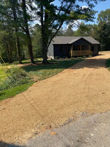 $399,000 | 2015 Oak Street, Signal Mountain, TN 37377