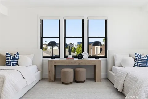 $6,490,000 | 17007 Edgewater Lane, Huntington Beach, CA 92649