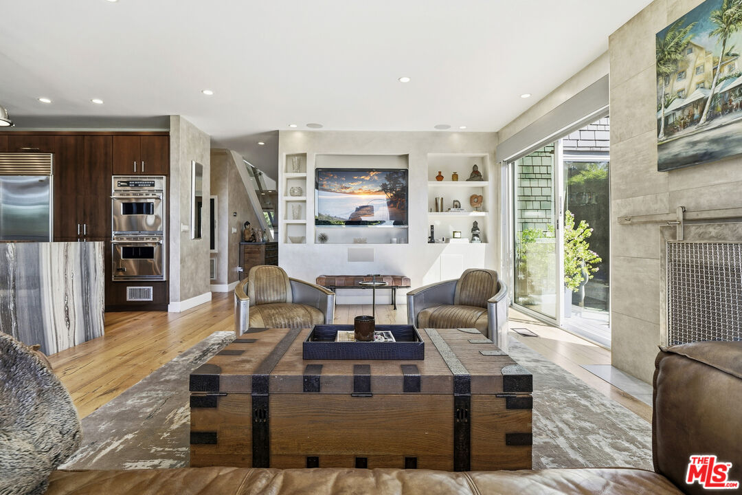 3631 Serra Road Malibu, CA 90265 - Photo 21 of 75