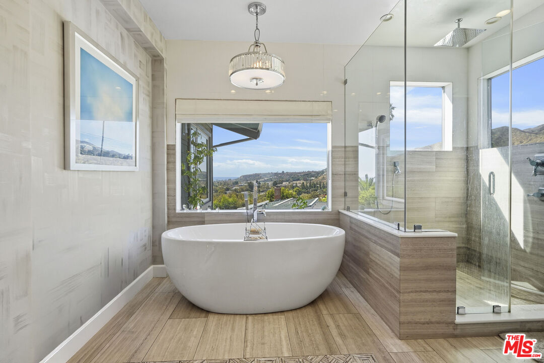 3631 Serra Road Malibu, CA 90265 - Photo 39 of 75